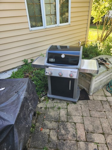 Used weber spirit burner - 3,